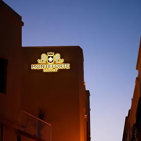 Oda ve Kahvaltı Monteforte & 4*