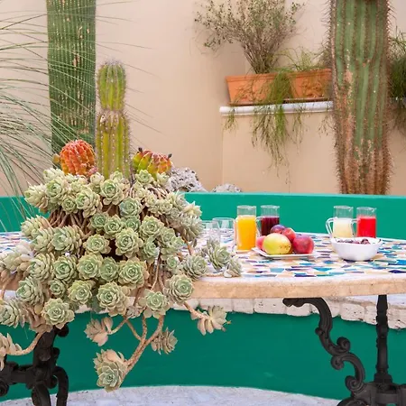 Monteforte & Oda ve Kahvaltı