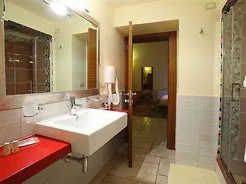 Monteforte & Oda ve Kahvaltı 4*