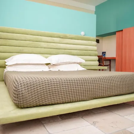 Monteforte & Bed & Breakfast 4*